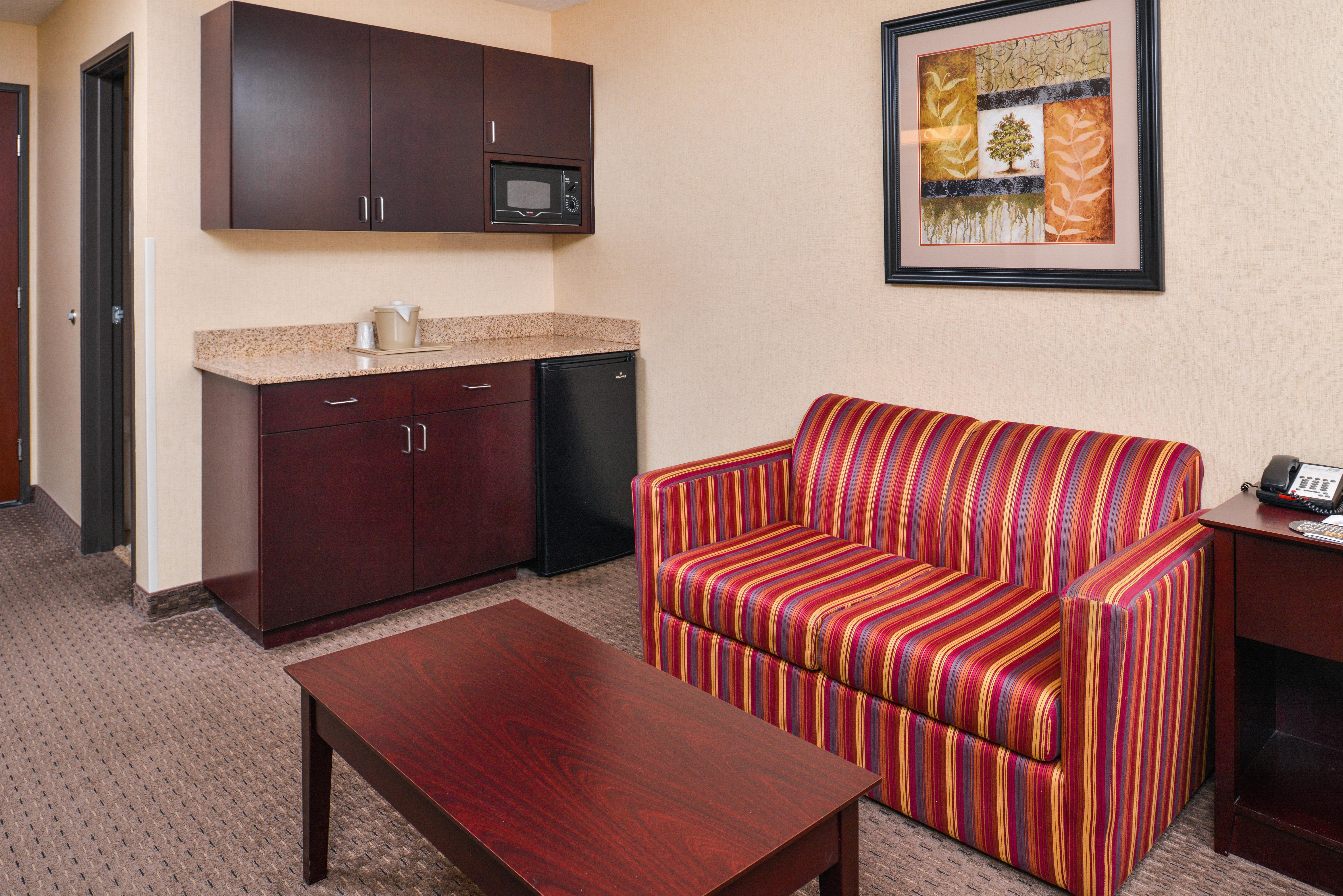Holiday Inn Express Hotel&Suites Portland - Jantzen Beach, an IHG Hotel Exterior foto