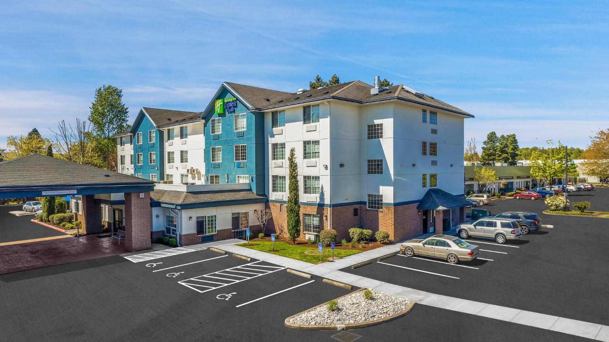Holiday Inn Express Hotel&Suites Portland - Jantzen Beach, an IHG Hotel Exterior foto