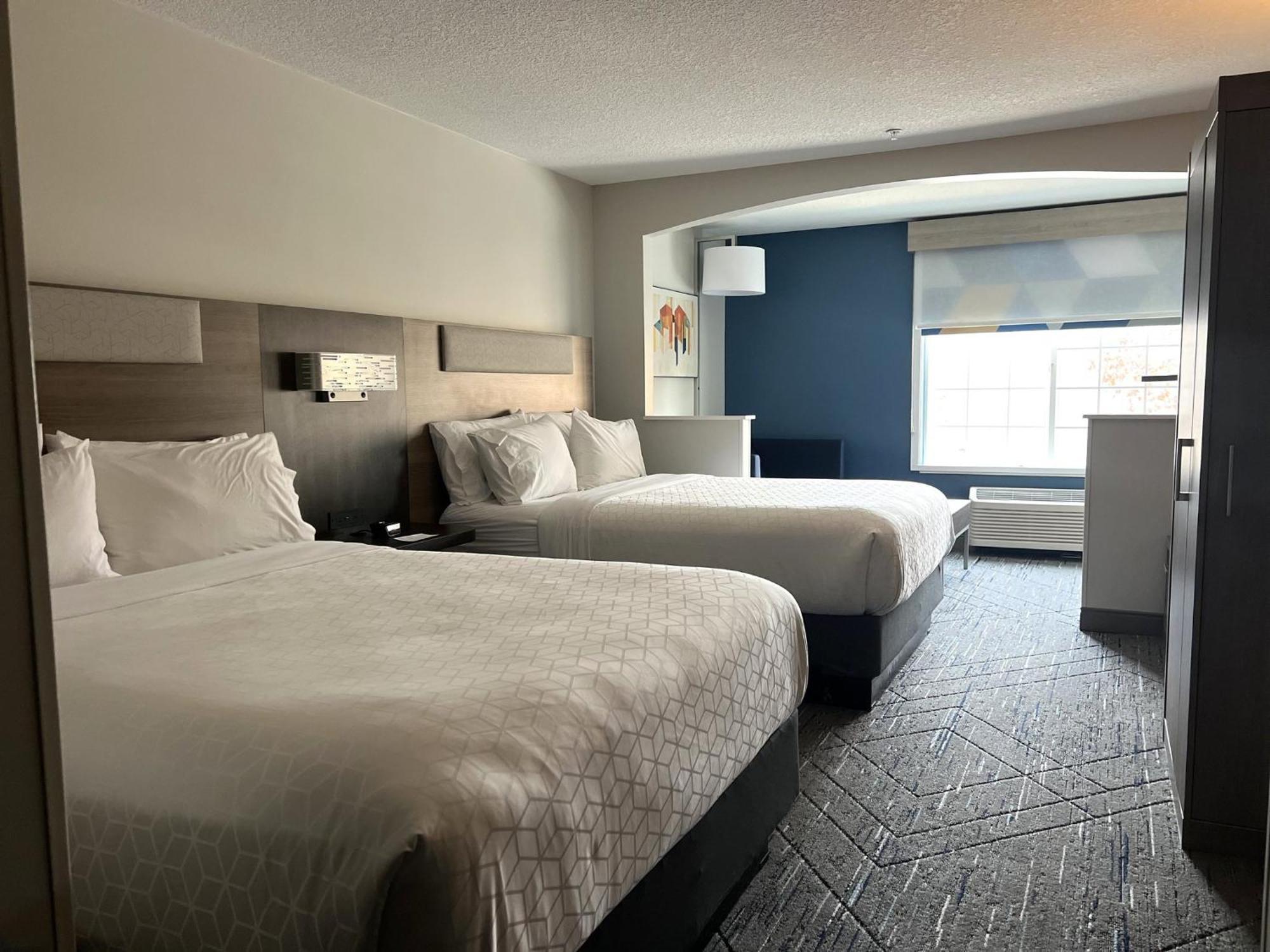 Holiday Inn Express Hotel&Suites Portland - Jantzen Beach, an IHG Hotel Exterior foto