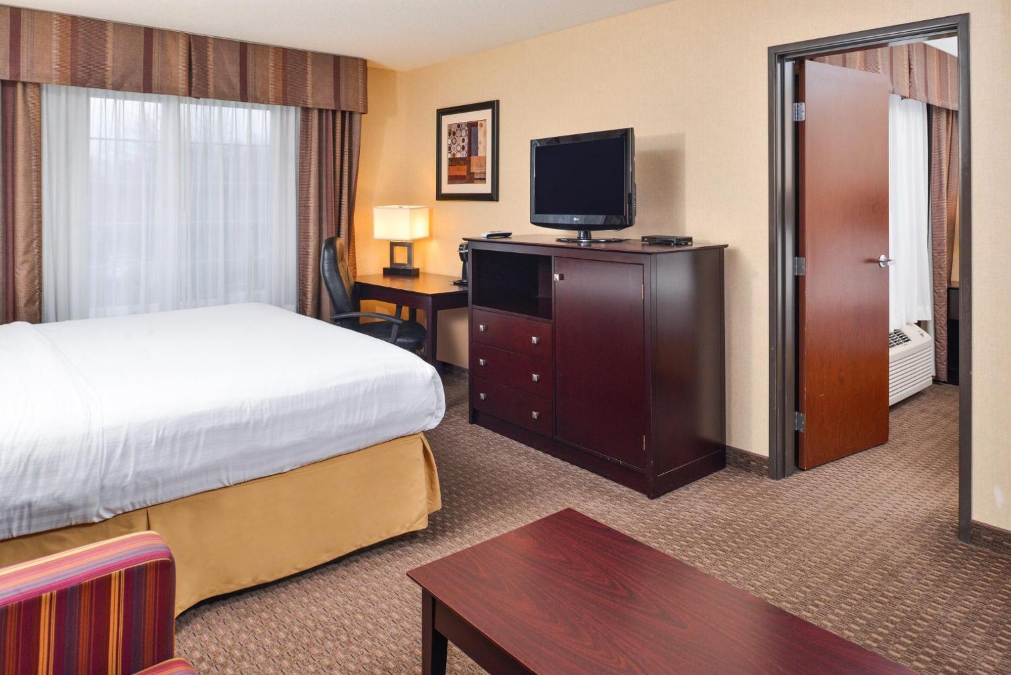 Holiday Inn Express Hotel&Suites Portland - Jantzen Beach, an IHG Hotel Exterior foto